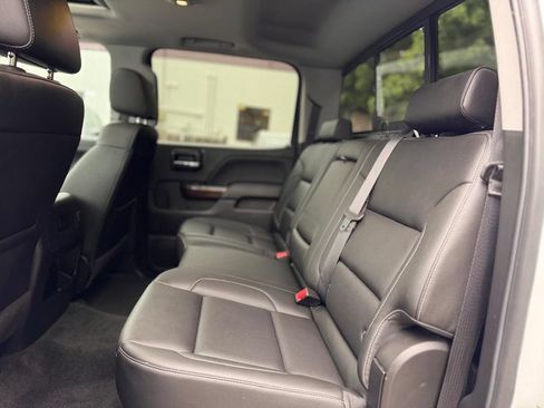 Used 2018 GMC Sierra 1500 SLT AWD/4WD image 23