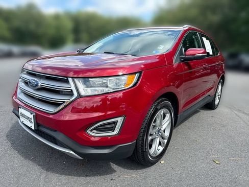 Used 2015 Ford Edge Titanium w/ Technology Package FWD image 4