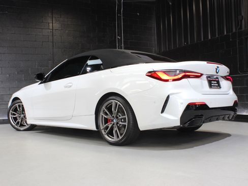 Used 2024 BMW M440i Convertible RWD image 13