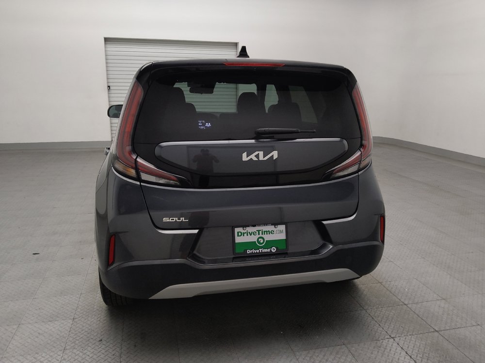 Used 2023 Kia Soul LX w/ Option Group 015 FWD image 6