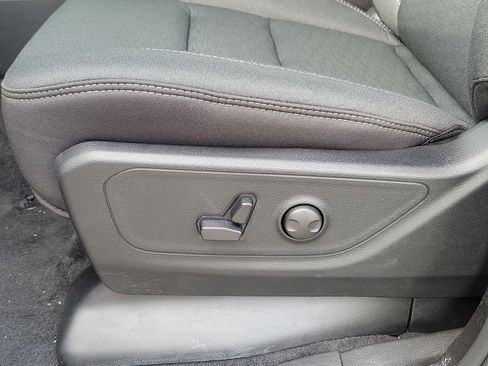 New 2026 RAM 1500 Big Horn AWD/4WD image 14