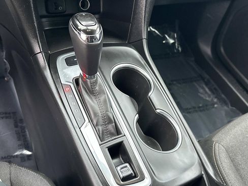 Used 2018 Chevrolet Equinox LT image 15