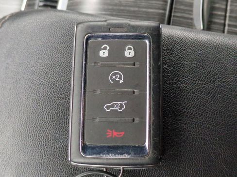 Used 2024 Jeep Wagoneer Series II w/ Flexible Seating Group RWD image 35