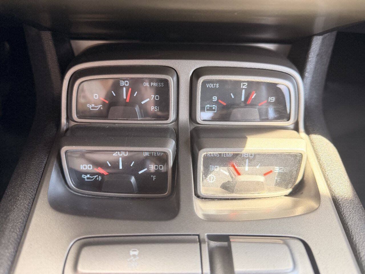 Used 2010 Chevrolet Camaro SS RWD image 21
