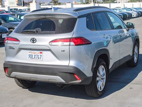 Certified 2022 Toyota Corolla Cross LE w/ Moonroof Package image 14