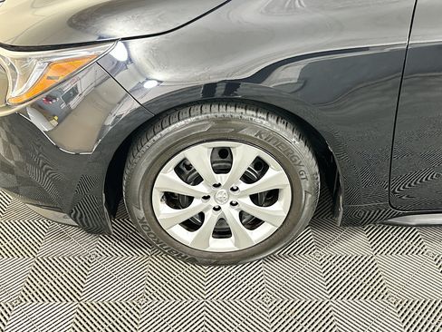 Certified 2025 Toyota Corolla LE FWD image 11