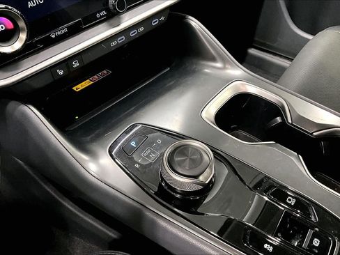 Used 2023 Lexus RZ 450e Premium w/ Technology Package AWD/4WD image 17