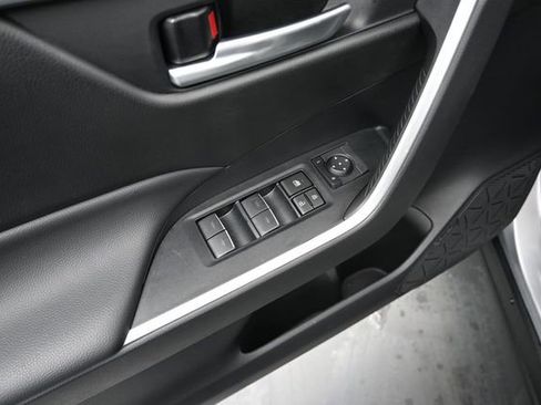 Certified 2025 Toyota RAV4 XLE AWD/4WD image 24