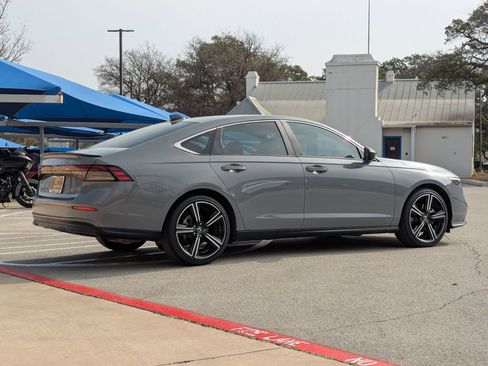 Used 2023 Honda Accord Sport image 4