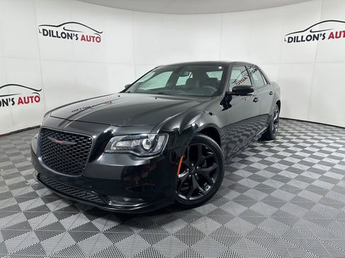 Used 2023 Chrysler 300 S image 1