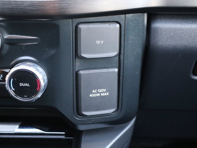 Used 2023 Ford F350 Lariat w/ Lariat Ultimate Package AWD/4WD image 29