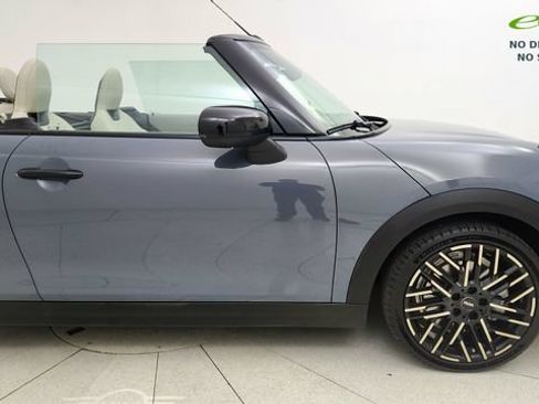 Used 2025 MINI Cooper S FWD image 18