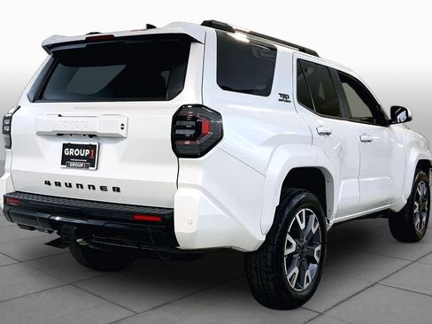 Used 2025 Toyota 4Runner TRD Sport AWD/4WD image 12