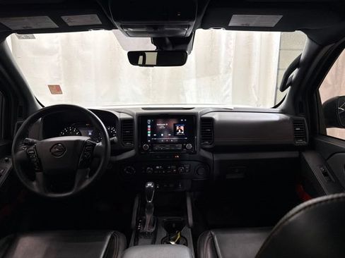 Used 2023 Nissan Frontier PRO-4X AWD/4WD image 14