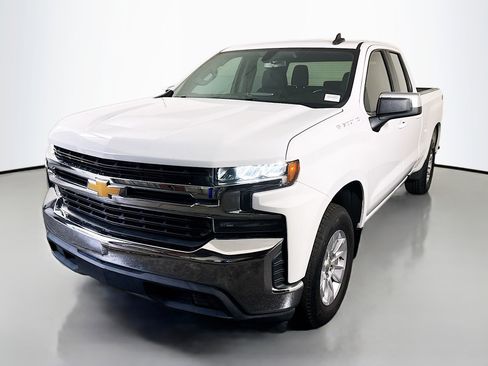 Used 2019 Chevrolet Silverado 1500 LT w/ All-Star Edition image 4