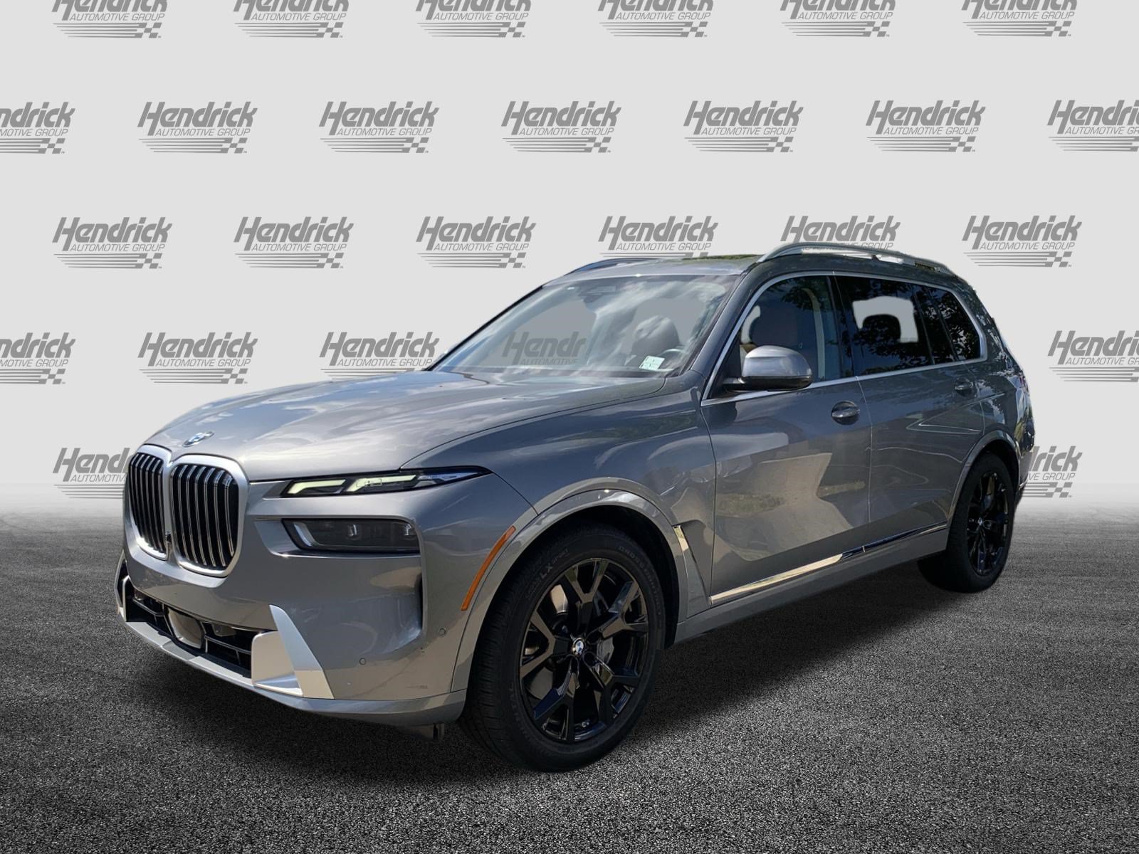 Used 2023 BMW X7 xDrive40i w/ Premium Package AWD/4WD image 5