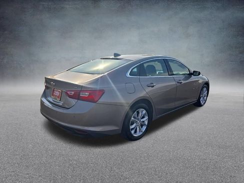Certified 2024 Chevrolet Malibu LT FWD image 3