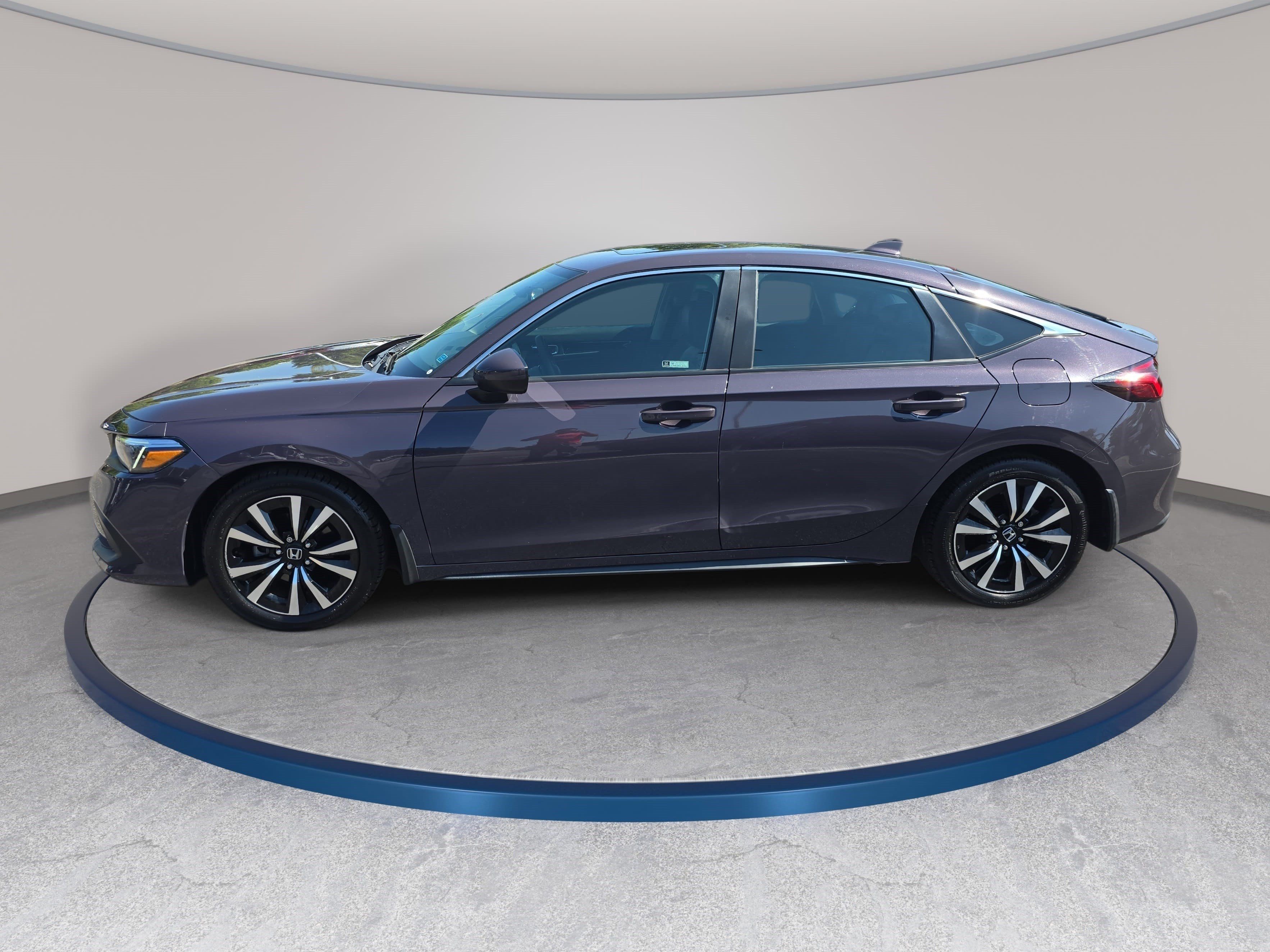 Certified 2024 Honda Civic EX-L image 8
