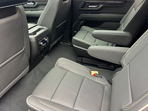 New 2026 GMC Yukon XL Elevation w/ Elevation Premium Package image 10