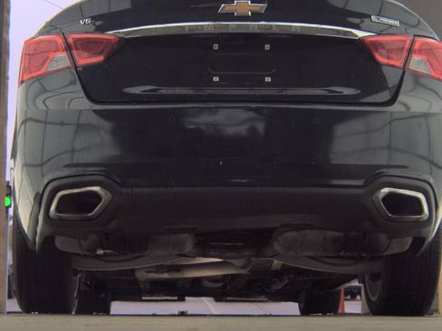 Used 2019 Chevrolet Impala Premier FWD image 16