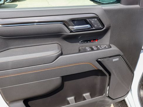 New 2026 GMC Sierra 1500 AT4 AWD/4WD image 10