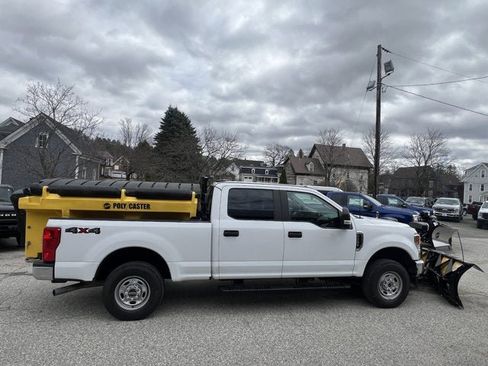 Used 2022 Ford F250 XL w/ Power Equipment Group AWD/4WD image 6