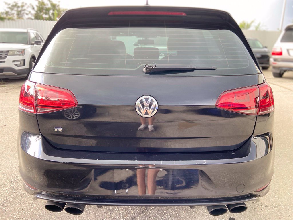 Used 2016 Volkswagen Golf R 4-Door AWD/4WD image 4