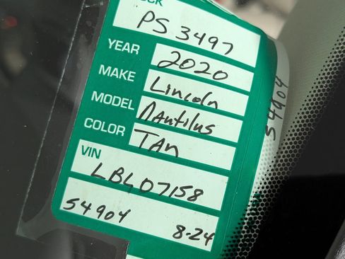 Used 2020 Lincoln Nautilus FWD w/ Equipment Group 101A image 27