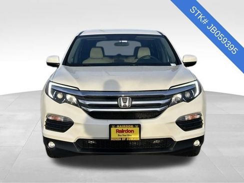 Used 2018 Honda Pilot EX image 2