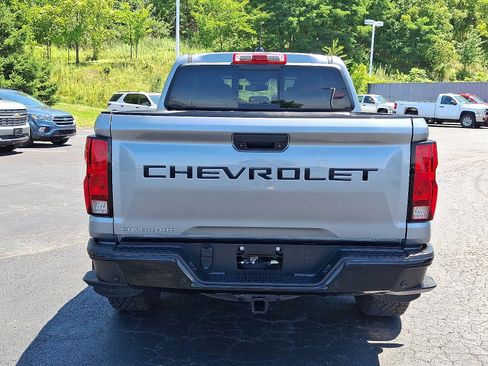 Used 2024 Chevrolet Colorado Trail Boss w/ Technology Package AWD/4WD image 5