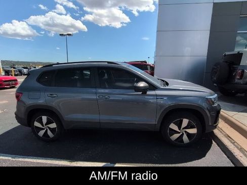 Used 2023 Volkswagen Taos S AWD/4WD image 4