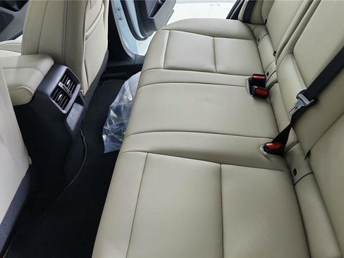 Used 2025 Nissan Murano SV image 21