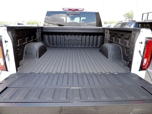 New 2026 GMC Sierra 1500 Denali w/ Denali Reserve Package image 17