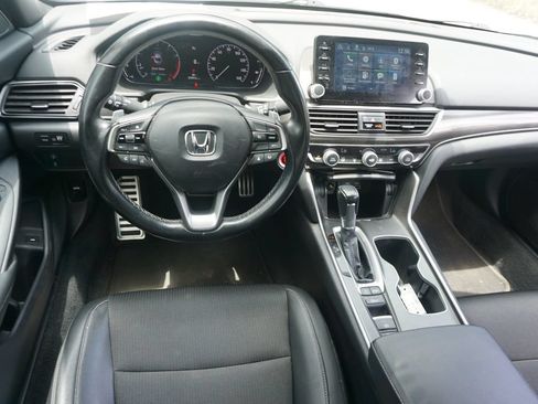 Used 2022 Honda Accord Sport image 6