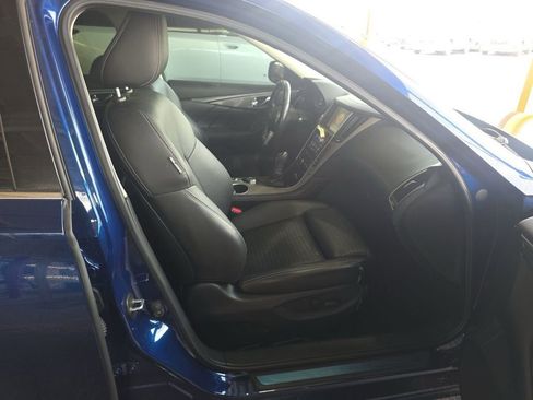 Used 2019 INFINITI Q50 Signature Edition w/ All Weather Package (L93) image 13