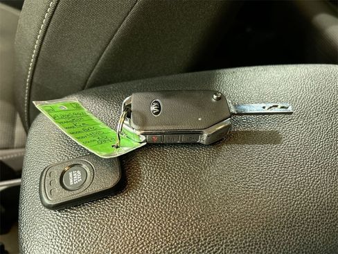 Used 2021 Kia Forte LXS image 12