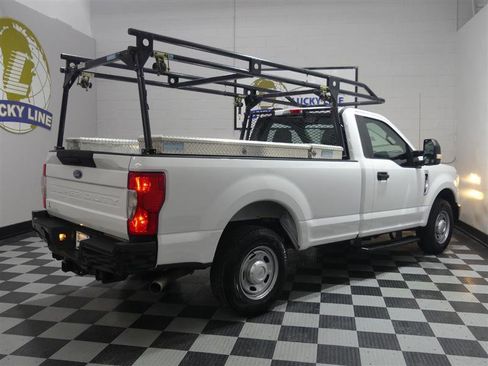 Used 2020 Ford F250 XL w/ Power Equipment Group image 10