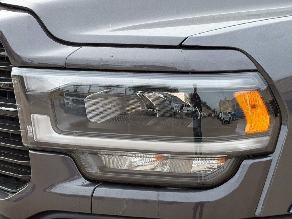 Used 2021 RAM 2500 Laramie w/ Night Edition AWD/4WD image 7