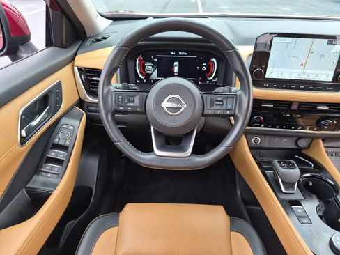 Used 2023 Nissan Rogue Platinum AWD/4WD image 22