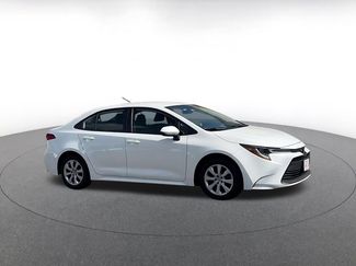 Used 2025 Toyota Corolla LE FWD video 2