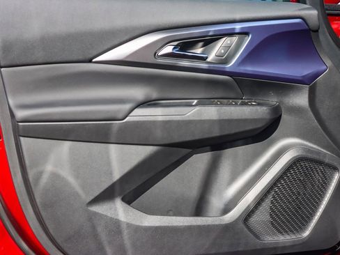 New 2026 Chevrolet Equinox EV LT image 19