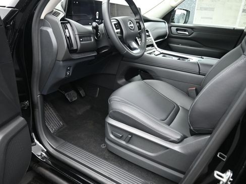 New 2026 Nissan Armada SV image 12