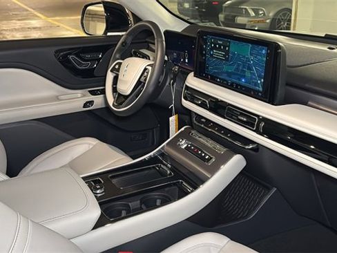 New 2026 Lincoln Aviator Black Label w/ Black Label Special Edition image 42