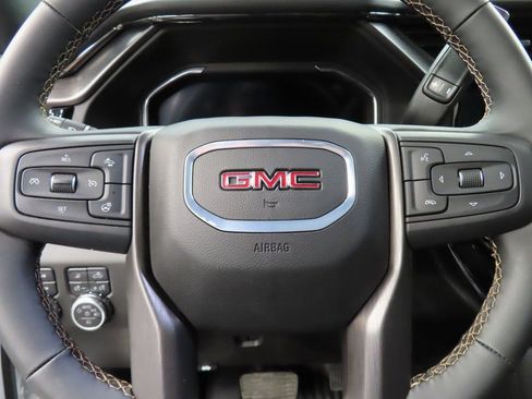 Used 2025 GMC Sierra 2500 AT4 w/ AT4 Premium Plus Package image 64