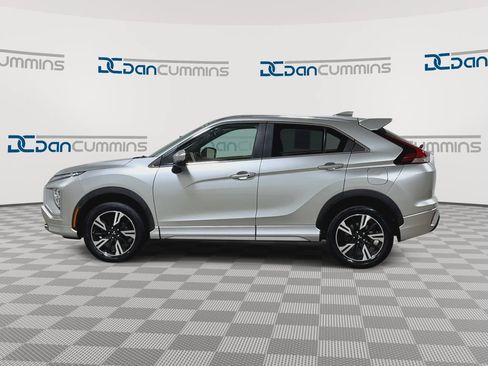 Used 2023 Mitsubishi Eclipse Cross SEL AWD/4WD image 5