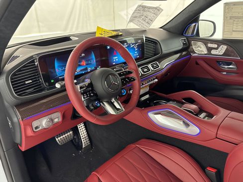 New 2026 Mercedes-Benz GLS 63 AMG 4MATIC image 4