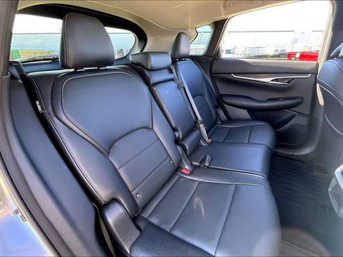 Certified 2025 INFINITI QX50 Luxe image 35