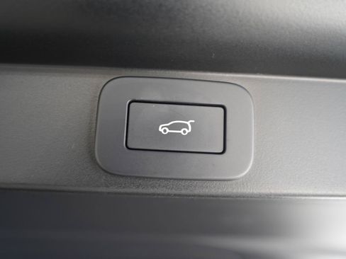 Used 2025 Land Rover Range Rover SE AWD/4WD image 35