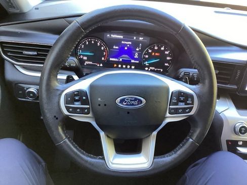 Used 2021 Ford Explorer XLT w/ Equipment Group 202A image 51