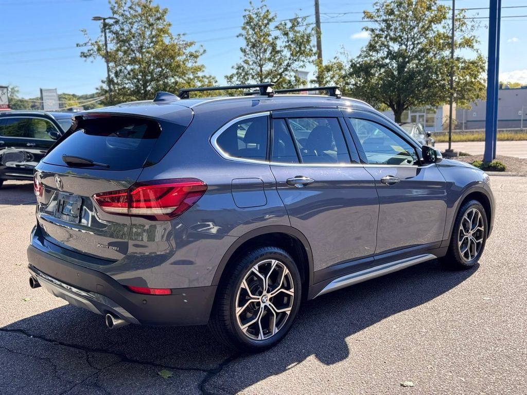 Used 2021 BMW X1 xDrive28i w/ Premium Package AWD/4WD image 6